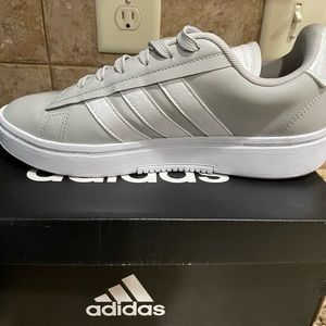 Adidas Grand Court Alpha sneakers